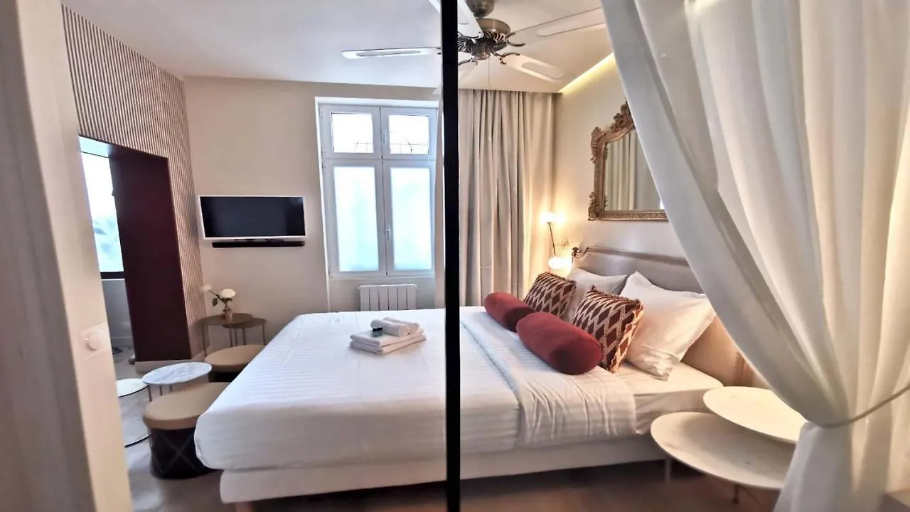 Studio A 15 A Proximite Tour Eiffel Апартаменты *